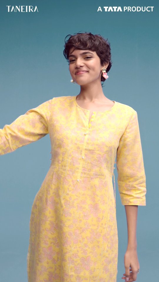 These summer kurtas from Taneira are an ode to the carefree, sunsoaked days of the season.

With their breezy silhouette...