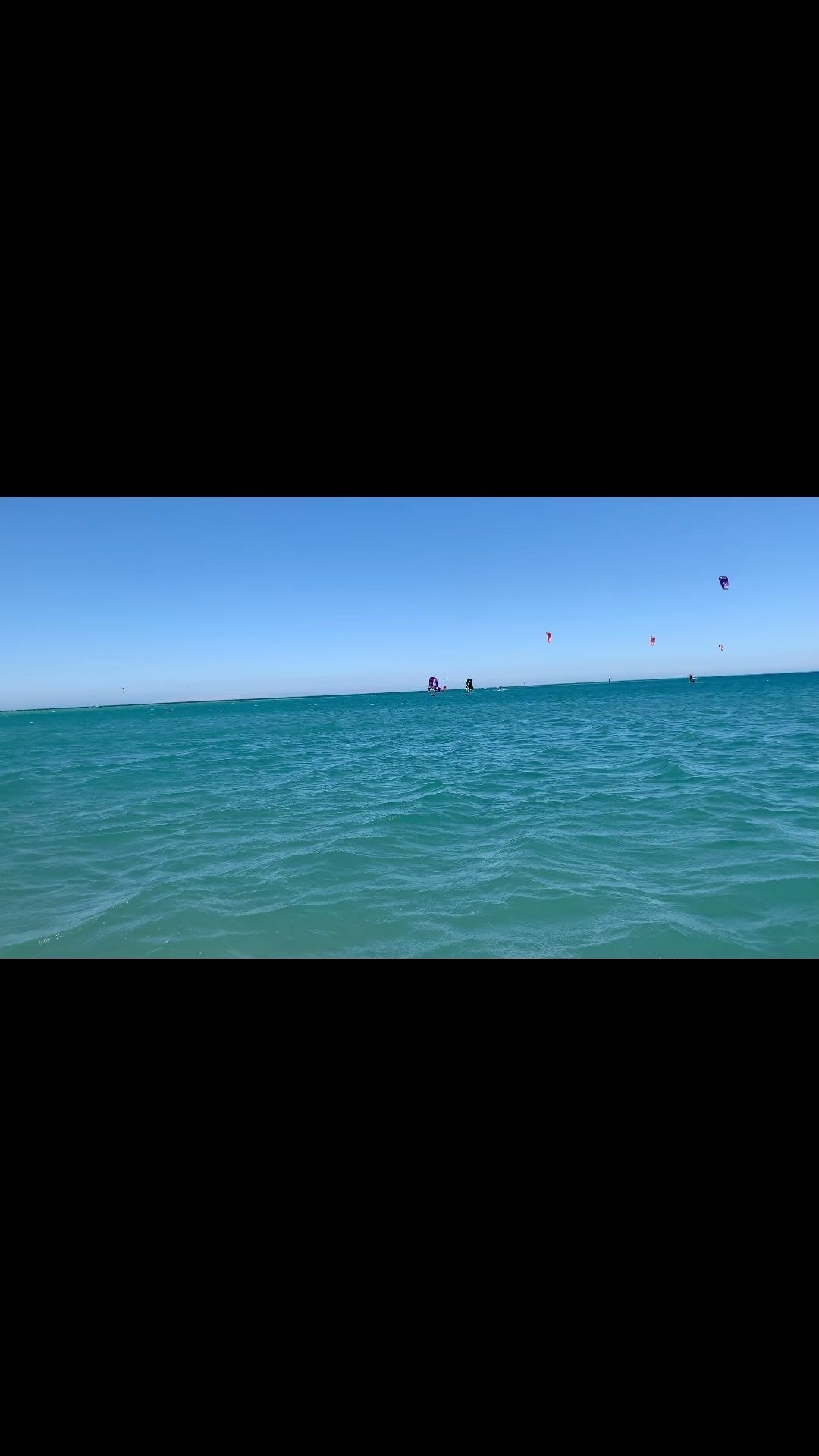 wing foiling - perfect days 🤙
🎥 @osama_kite 🤙👍

#wingfestival #winging #wings #fly #flyhigh #airborn #foiling #wing ...