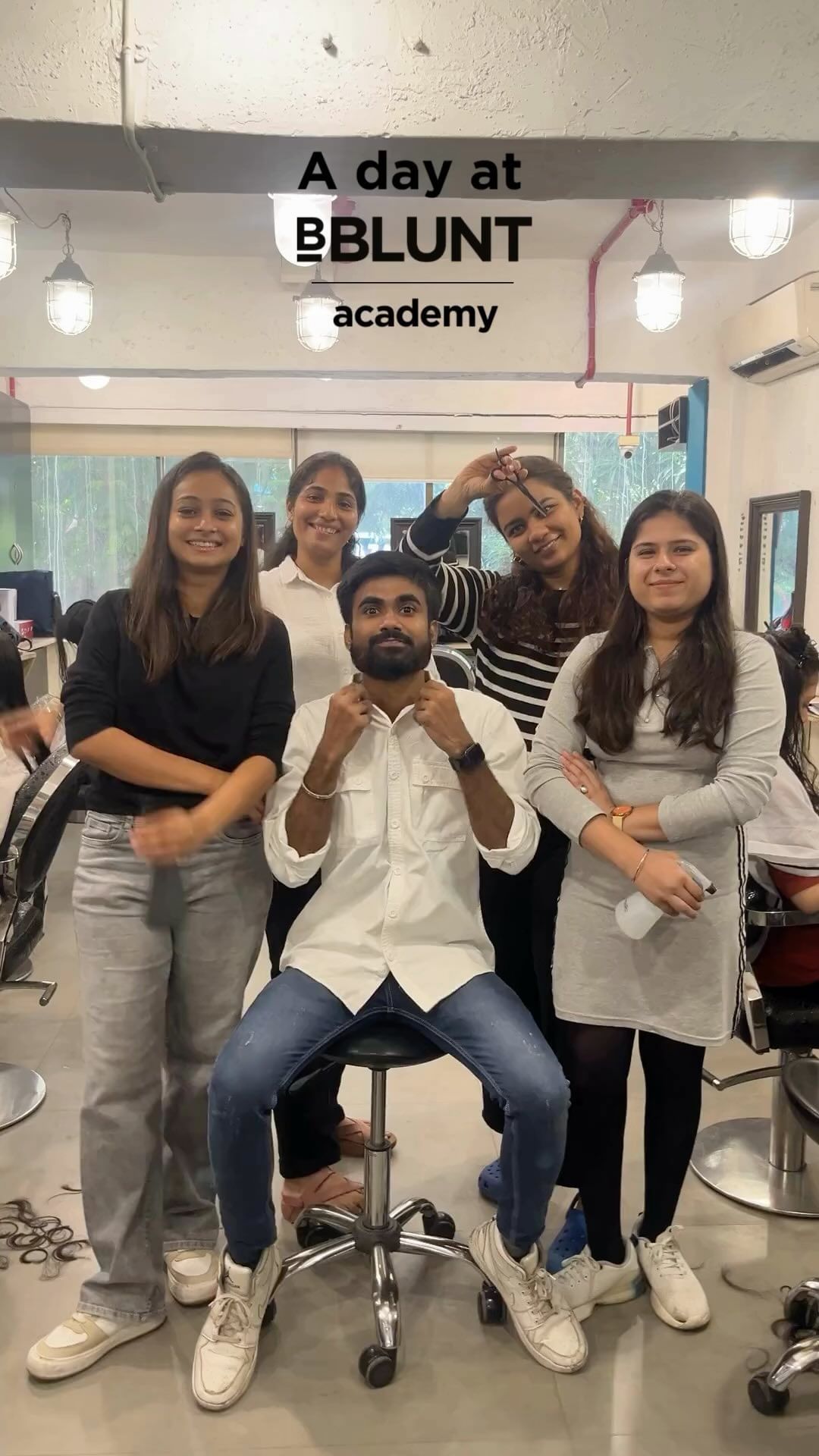 Hands -on- practice session at BBLUNT Academy💇🏻‍♀️

Call now to know more!

#BBLUNTAcademy #haireducation #studentslif...