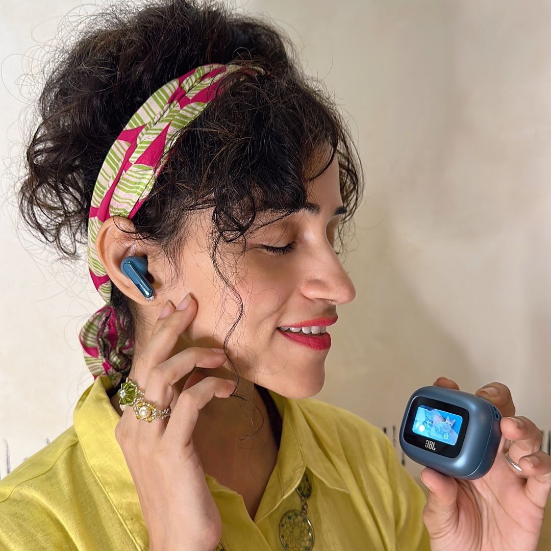 Staying on track with JBL’s game-changer buds!
The smart charging case makes it so easy for me to jam out on the go, and...