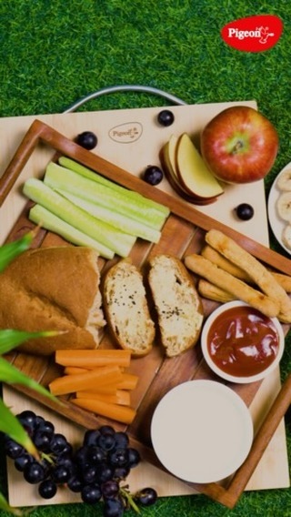 Upgrade your kitchen game with our 100% bamboo chopping board! Not only is it perfect for all your chopping needs, but i...