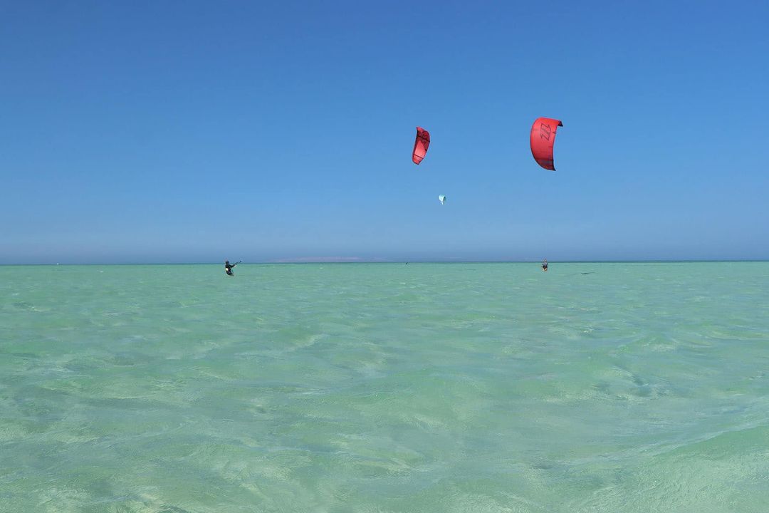 We are looking for support in our office at Osmosis Kiteboarding El Gouna starting from October/November or later . Engl...