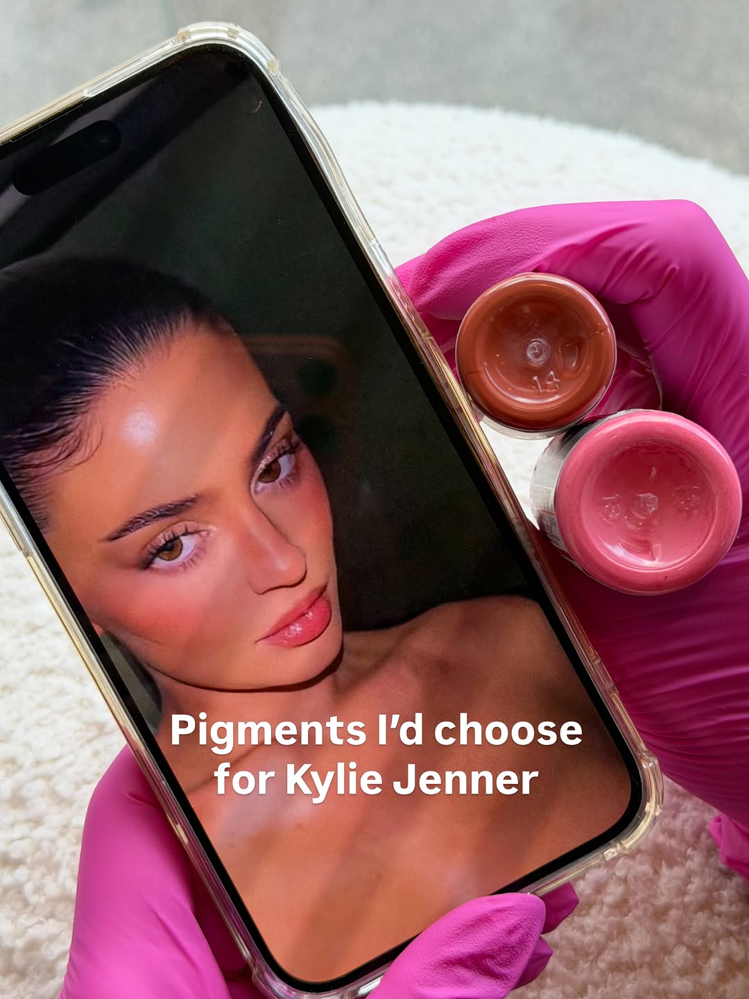 Lip Blush For Kylie ✨✨

Colours I’d choose for @kyliejenner ✨ let’s colour match pigments for kylies iconic li...