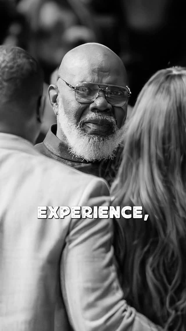 Growing older isn't something to fear; it's something to be grateful for.

To listen to the full episode on iHeart or wherever you get your podcast.

#TDJakes #NXTChapter #GrowingOlder