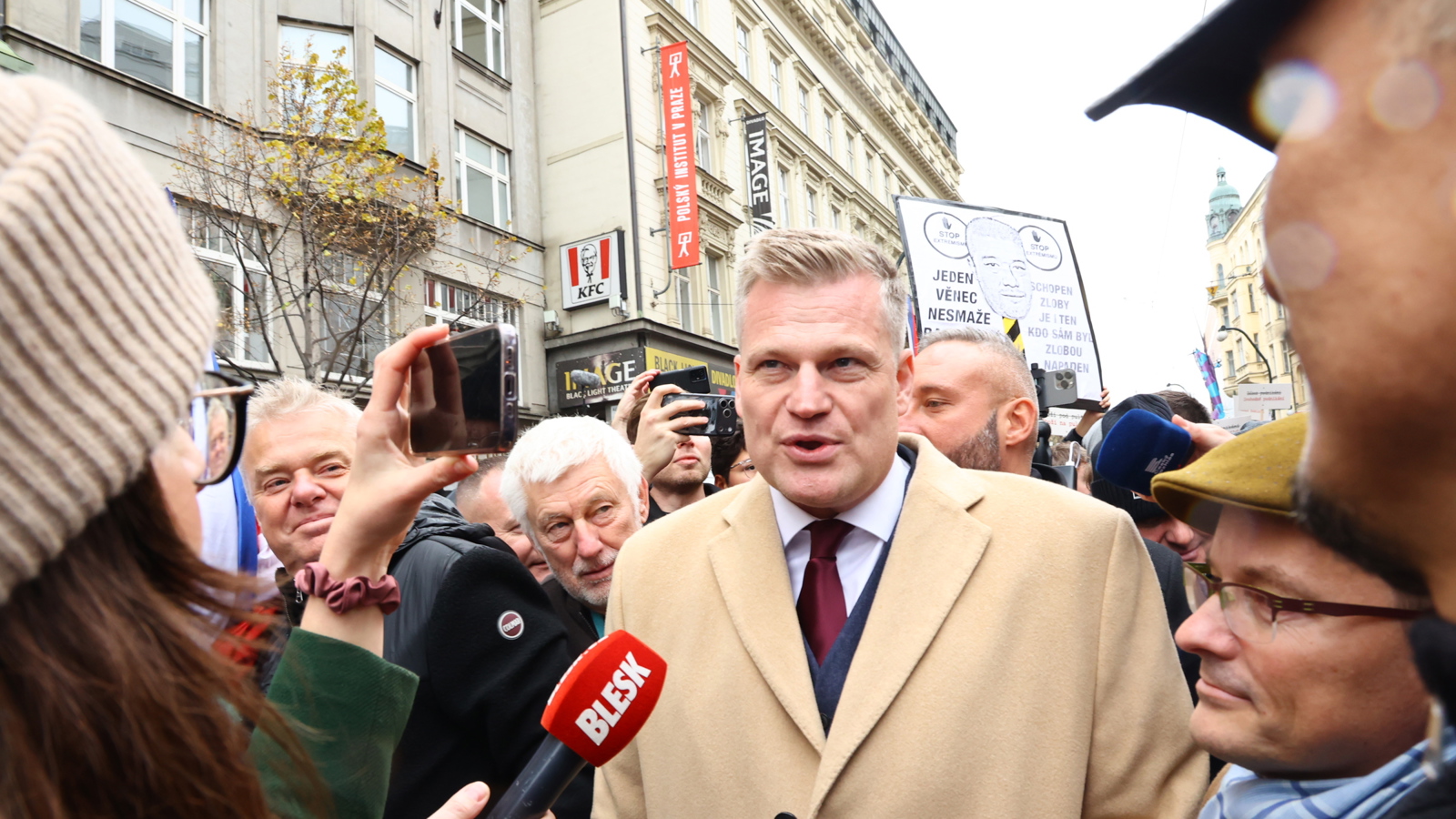 Pokrytectví Filipa Turka: Tepe do prezidenta Pavla, Babiše s Chladem za to samé omlouvá