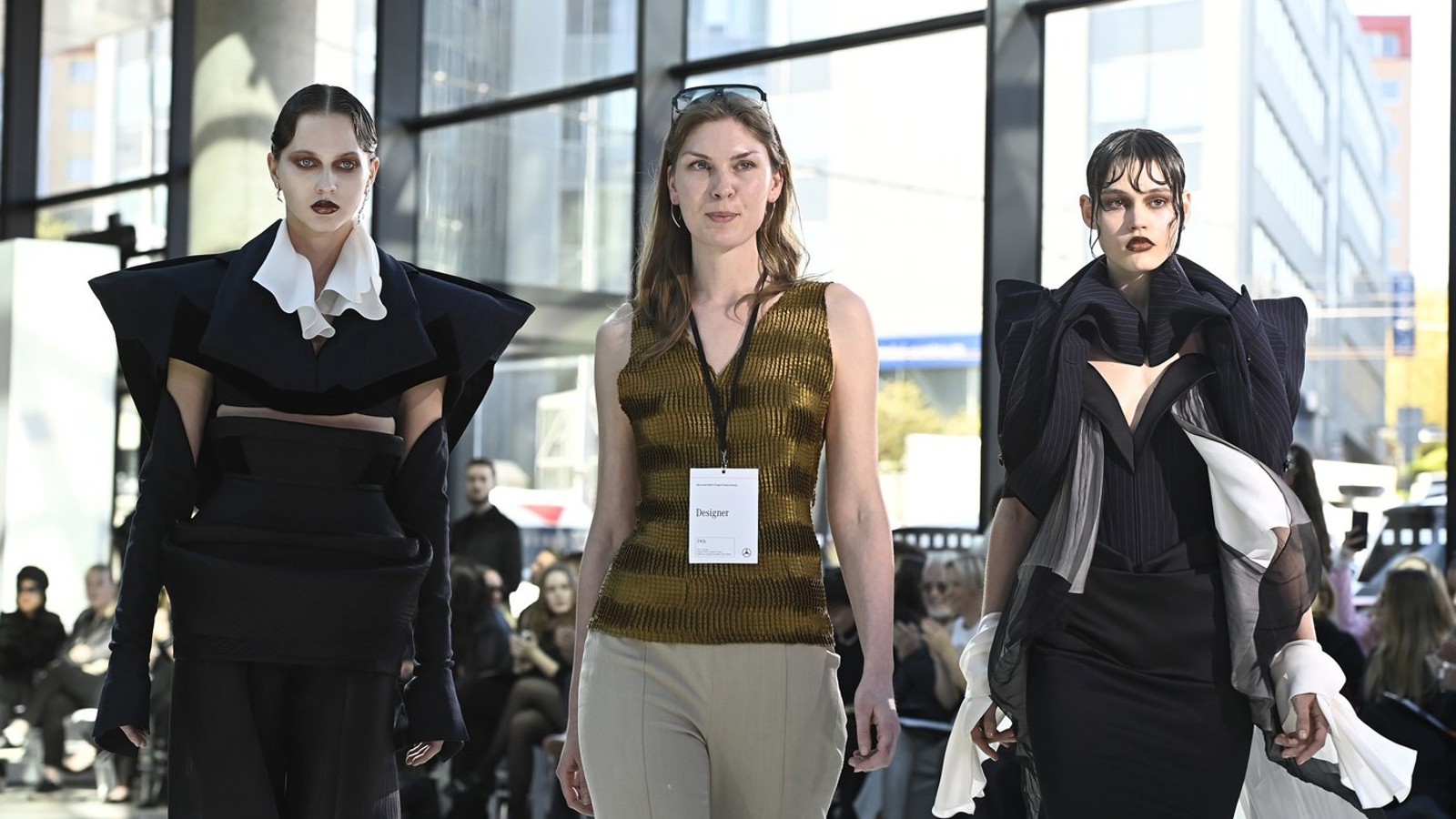 Velký triumf ve Varech: Mladá návrhářka Barbora okouzlila porotu a míří na Prague Fashion Week