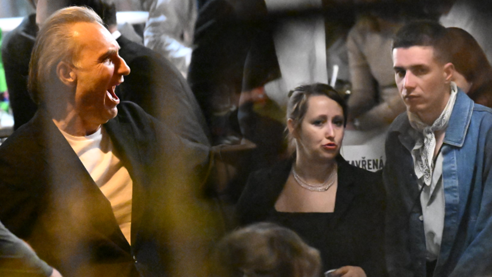 Divoká noc ve Varech: Macháček rozjel mejdan naplno. Schneiderová nezůstala pozadu
