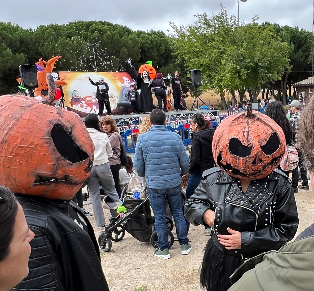 Cartel promocional de la décima edición del Pueblo Fantasma en La Pollina, fiesta familiar de Halloween en Fuenlabrada