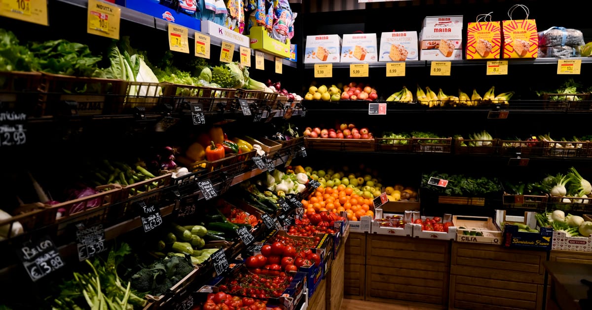 How Straits Blockade Threat to Hormuz Could Drive Food Prices Higher